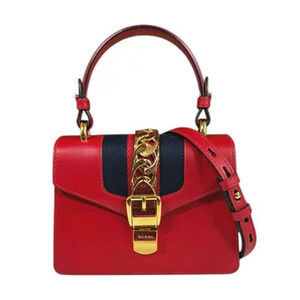Gucci Sylvie Shoulder Bag Leather Red